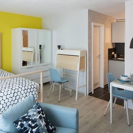 Exklusives Apartment Inklusive Netflix Und Parkplatz 卡尔斯鲁厄 外观 照片