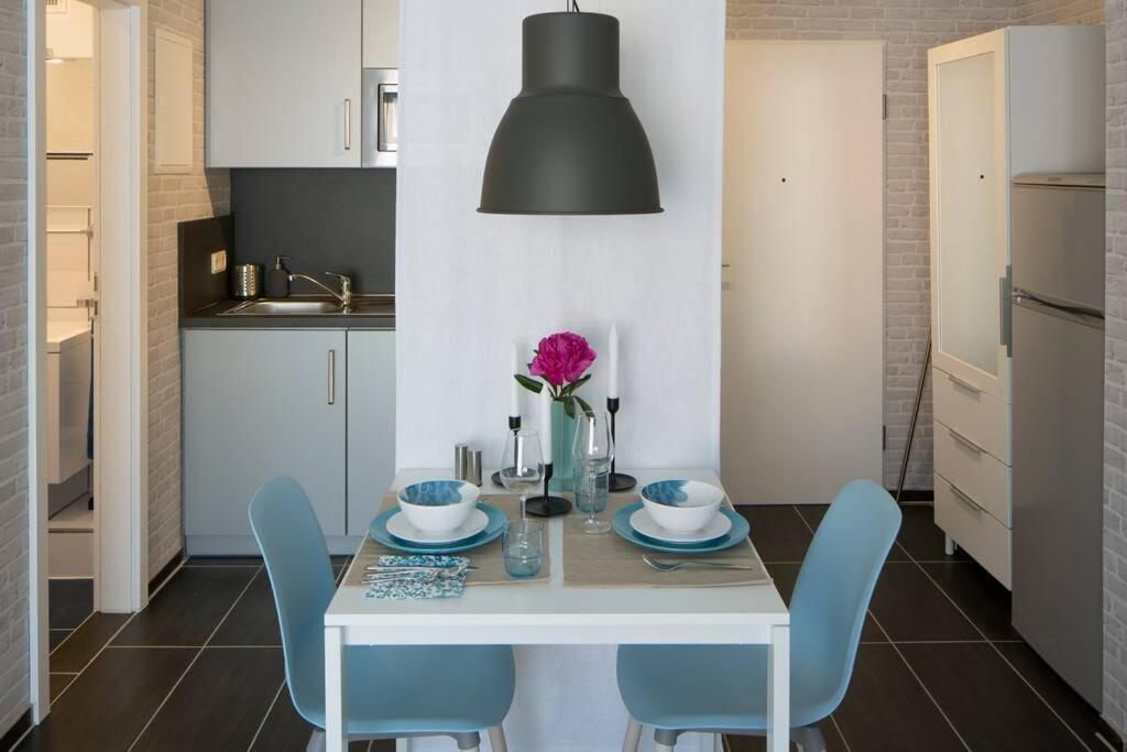 Exklusives Apartment Inklusive Netflix Und Parkplatz 卡尔斯鲁厄 外观 照片
